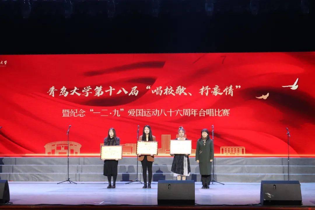 逃出白海豹洞